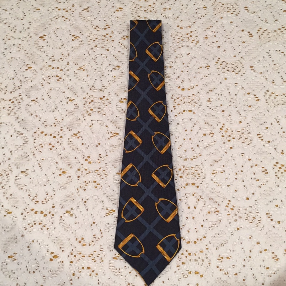 Celine Tie.